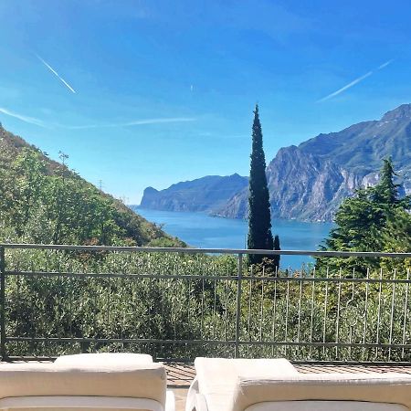 Viewlake Apartment Torbole Sul Garda Exterior foto