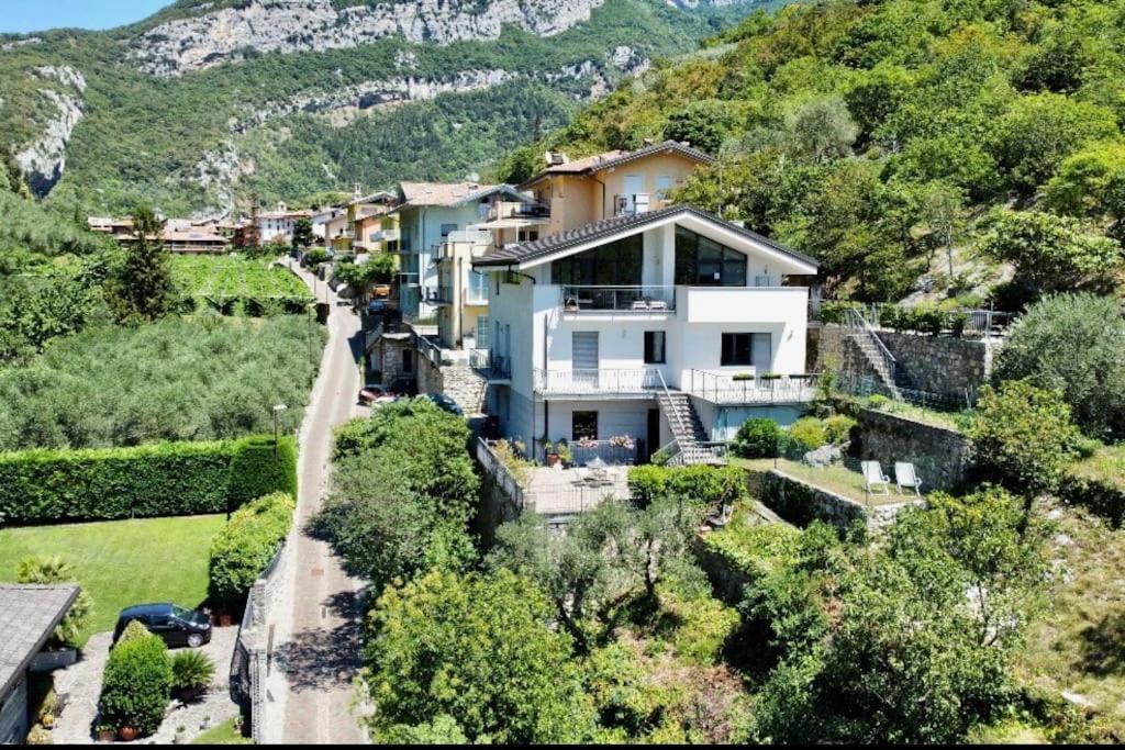 Viewlake Apartment Torbole Sul Garda Exterior foto