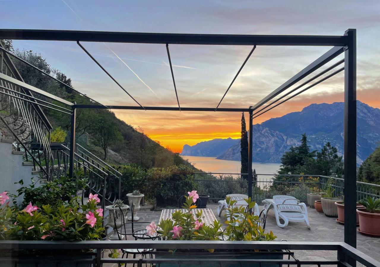 Viewlake Apartment Torbole Sul Garda Exterior foto